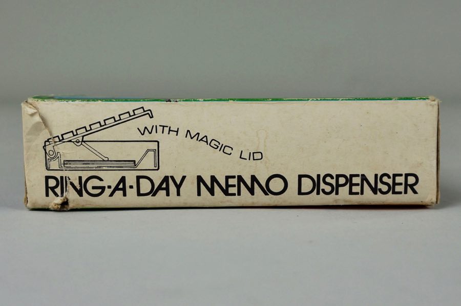 Memo Dispenser - Ring-A-Day 2