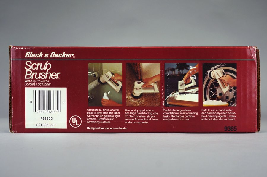 Scrub Brusher - Black & Decker 3