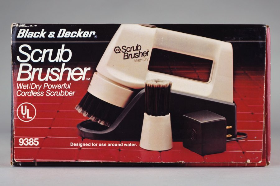Scrub Brusher - Black & Decker 5