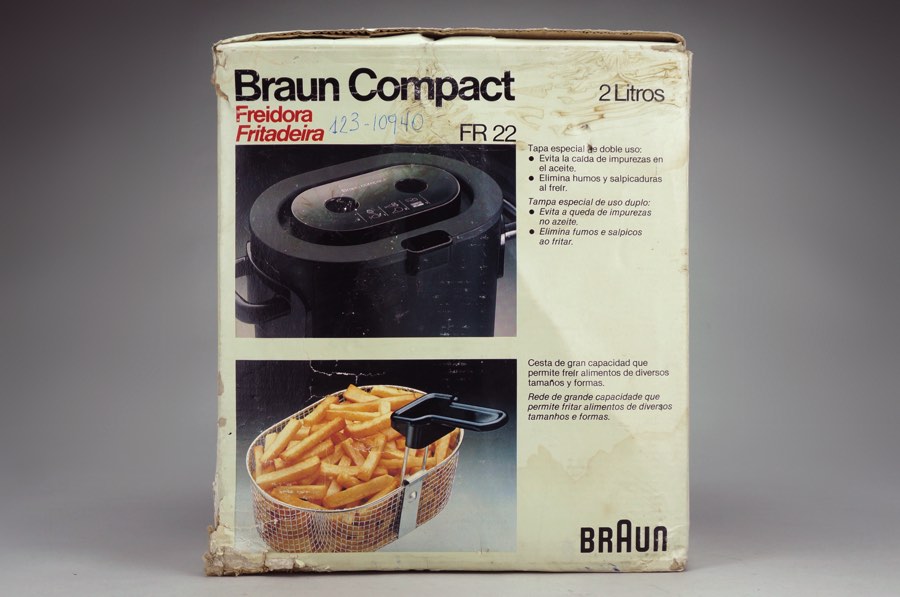 Compact - Braun 3