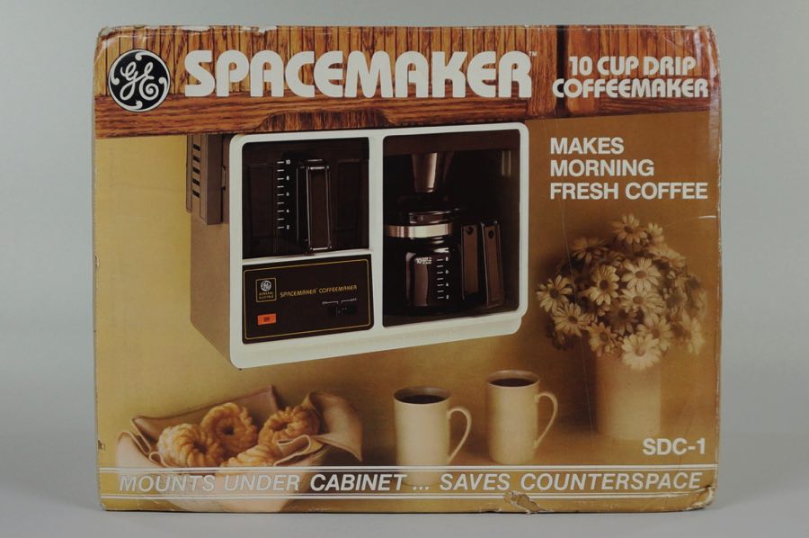 https://soft-electronics.com/objects/pic/900/general_electric_spacemaker_box_1.jpg